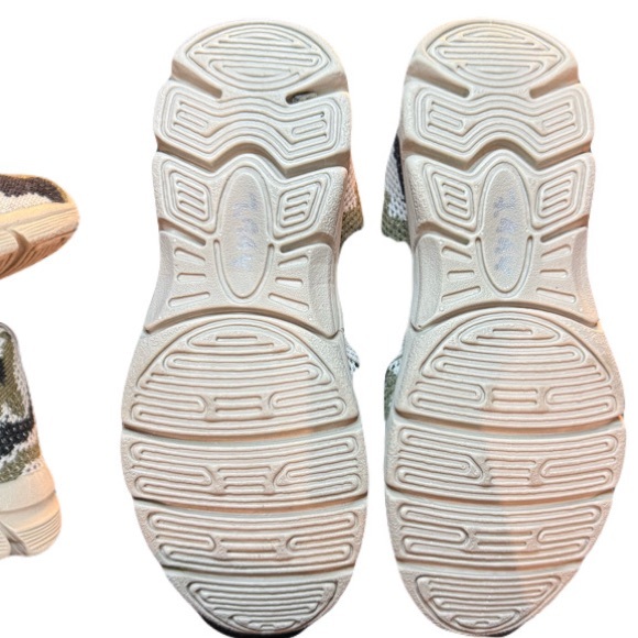 Woolloomooloo Camo Sneakers for Women - Picture 4 of 5